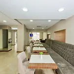 Alojamento de Acomodação e Pequeno-almoço La Garden