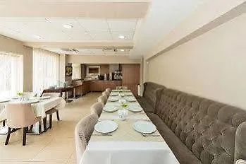 La Garden 3*