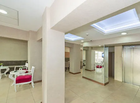La Garden Oda ve Kahvaltı