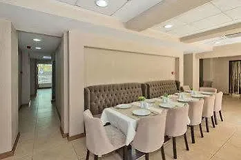 Oda ve Kahvaltı La Garden İstanbul