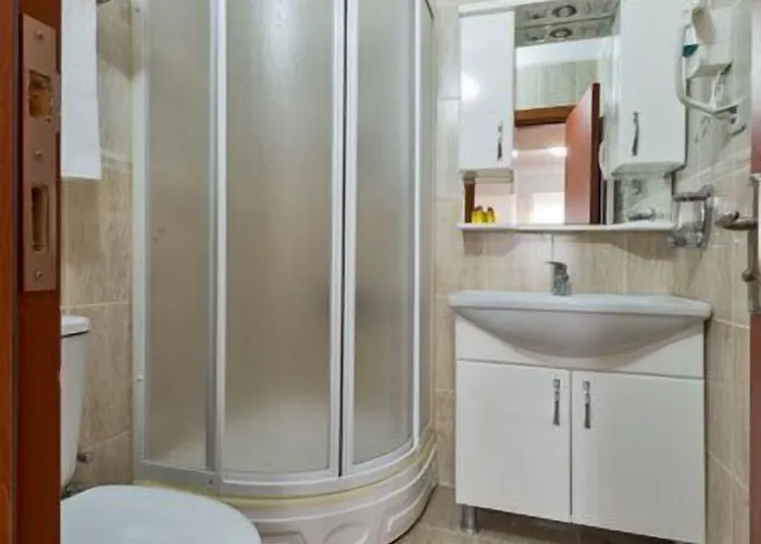 La Garden Bed & Breakfast